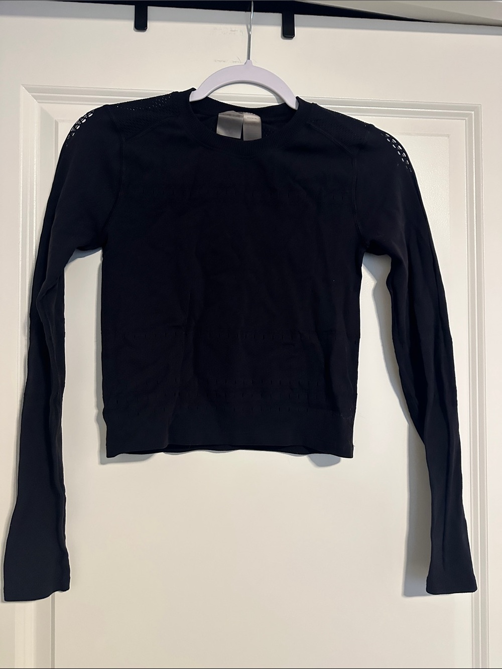CALIA by Carrie Underwood Black Long Sleeve Knit Top
